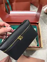 Loro Piana Extra Pocket L19 Siyah Kadın Deri Çanta 3