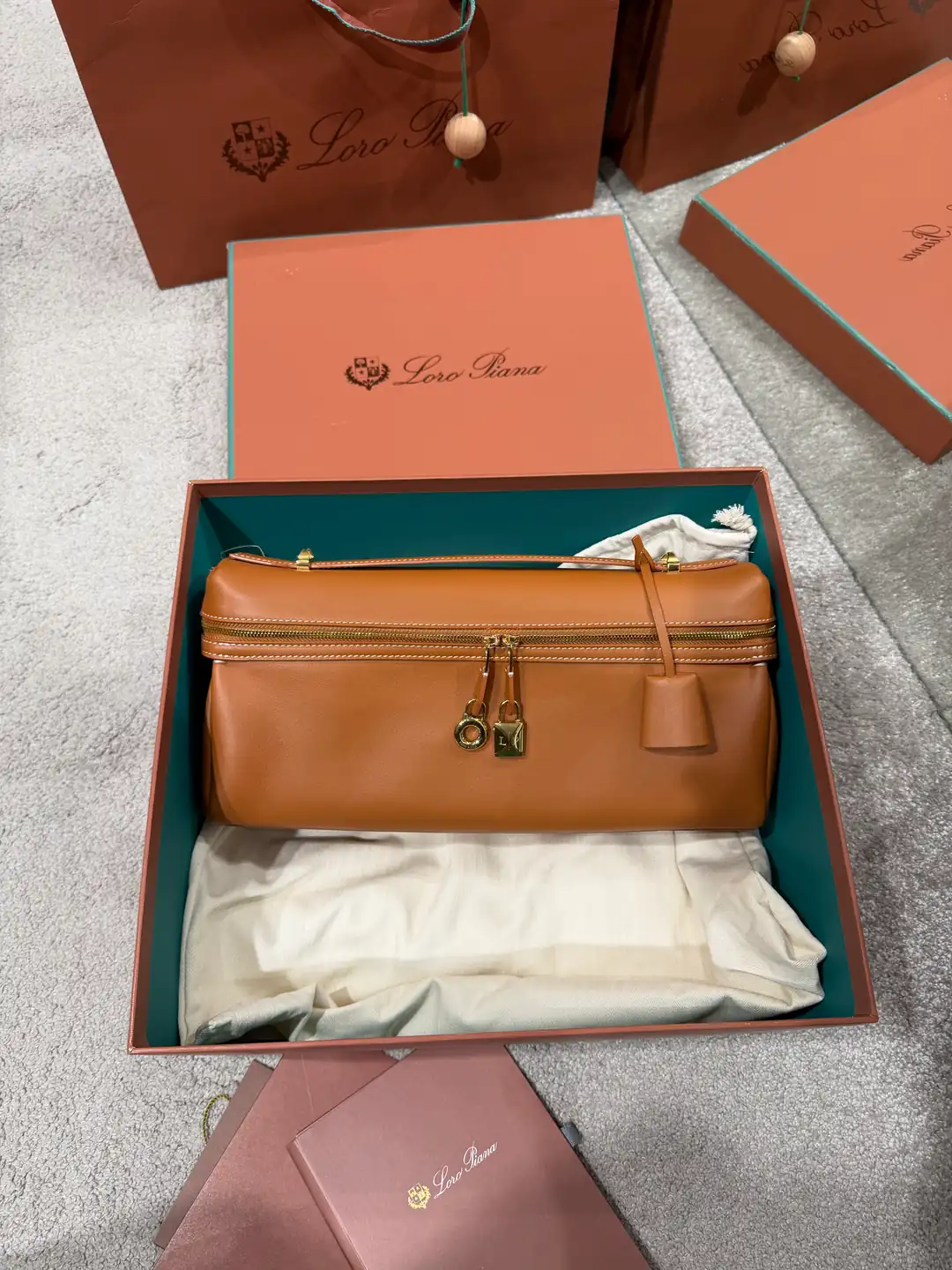 Loro Piana Extra Softy L33 Kadın Deri Çanta