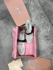 Miu Miu Kadın Beyaz Babet 1