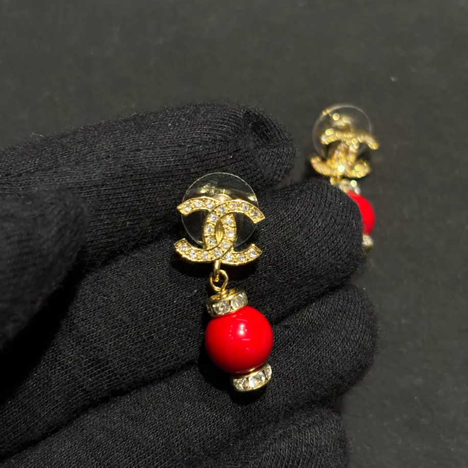 Chanel Red Pearl Gold Küpe