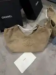 Chanel Baklava Desenli Süet Modern Hobo Kadın Çanta 1