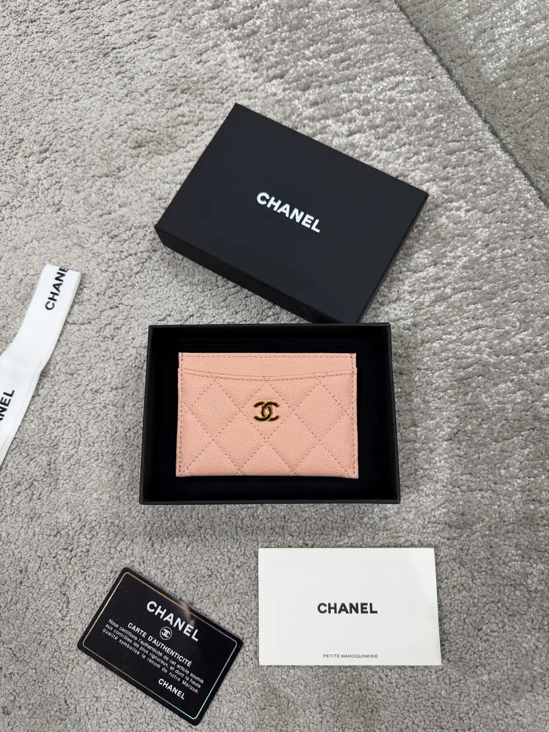 Chanel Pembe Deri Kartlık