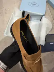 Prada Kadın Süet Loafer 3