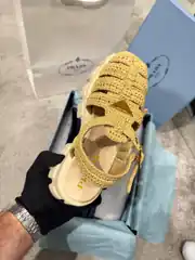 Prada Kadın Sandalet 4