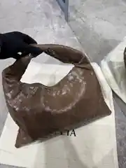 Bottega Veneta Hop Kadın Deri Çanta 2