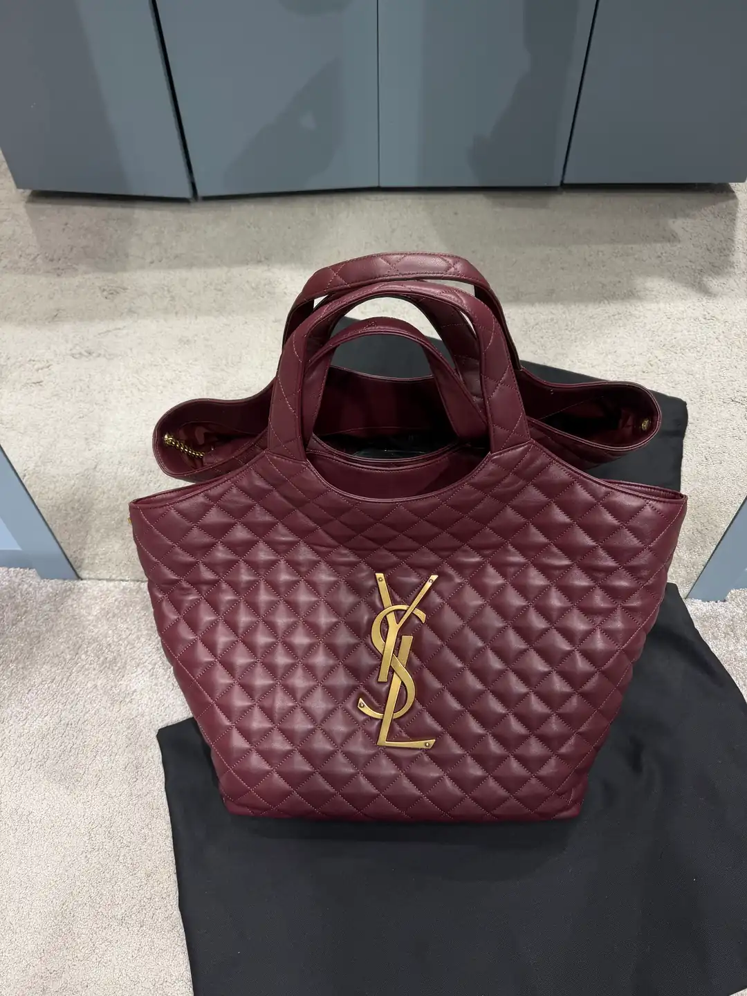 YSL Icare Maxi Shopping Bordo Kadın Deri Çanta 