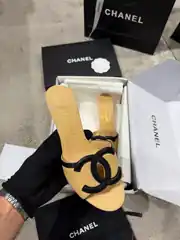 Chanel Coco Beach Bej Deri Kadın Topuklu Terlik 2