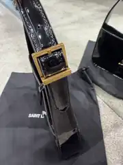 YSL Le 5 À 7 In Patent Siyah Çanta 3