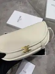 Celine Trıomphe Lıttle Halfmoon Kadın Deri Çanta 2