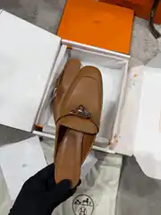 Hermes Oz Mule Kadın Deri Terlik 2