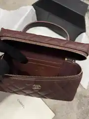 Chanel Vanity Kadın Deri Çanta 4