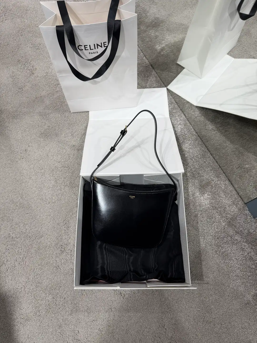 Celine Shiny Calfskin Medium Kadın Deri Çanta