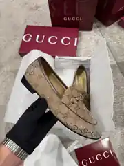 Gucci Crystal-Embellished Kadın Kanvas Loafer 2