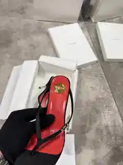 YSL Jerry Mules Parmak Arası Kadın Deri Topuklu Terlik 3