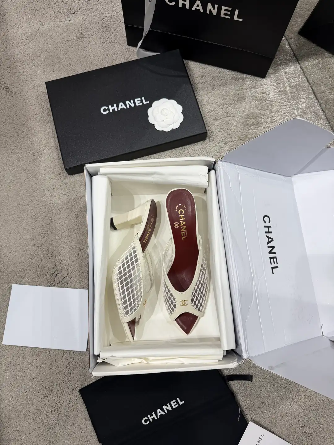 Chanel Coco Beach Beyaz Deri Kadın Topuklu Terlik