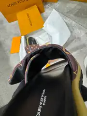Louis Vuitton Kadın Terlik 4