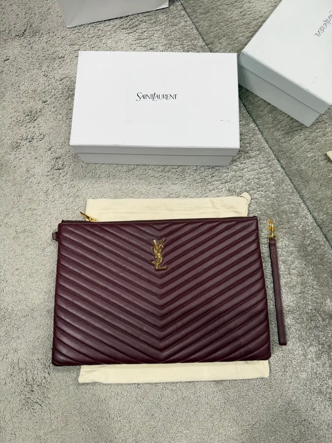 YSL Matelasse Document Kadın Deri El Çantası
