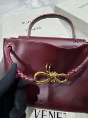 Bottega Veneta Small Ciao Ciao Bordo Kadın Deri Çanta 2