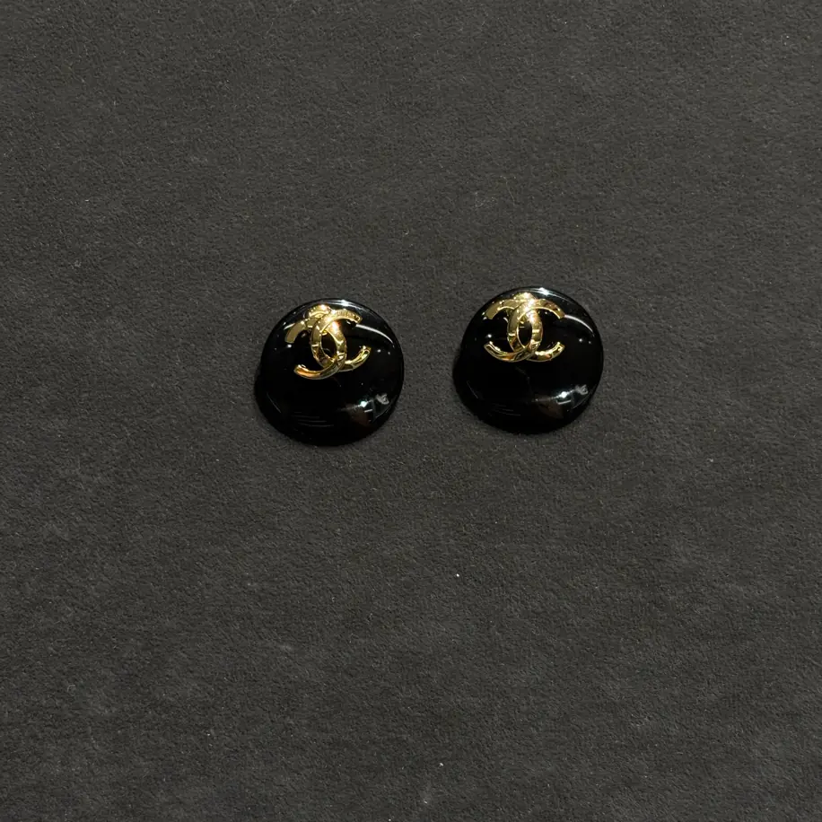 Chanel Black Stone Küpe