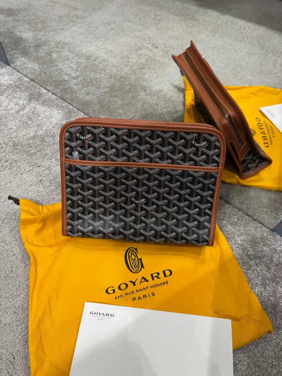 Goyard Medium Clutch