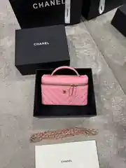 Chanel Pembe Vanity Kadın Deri Çanta 1