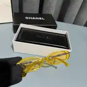 Chanel Neon Güneş Gözlüğü 2