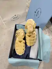 Prada Kadın Sandalet 2