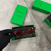 Bottega Veneta Bordo Güneş Gözlüğü 1