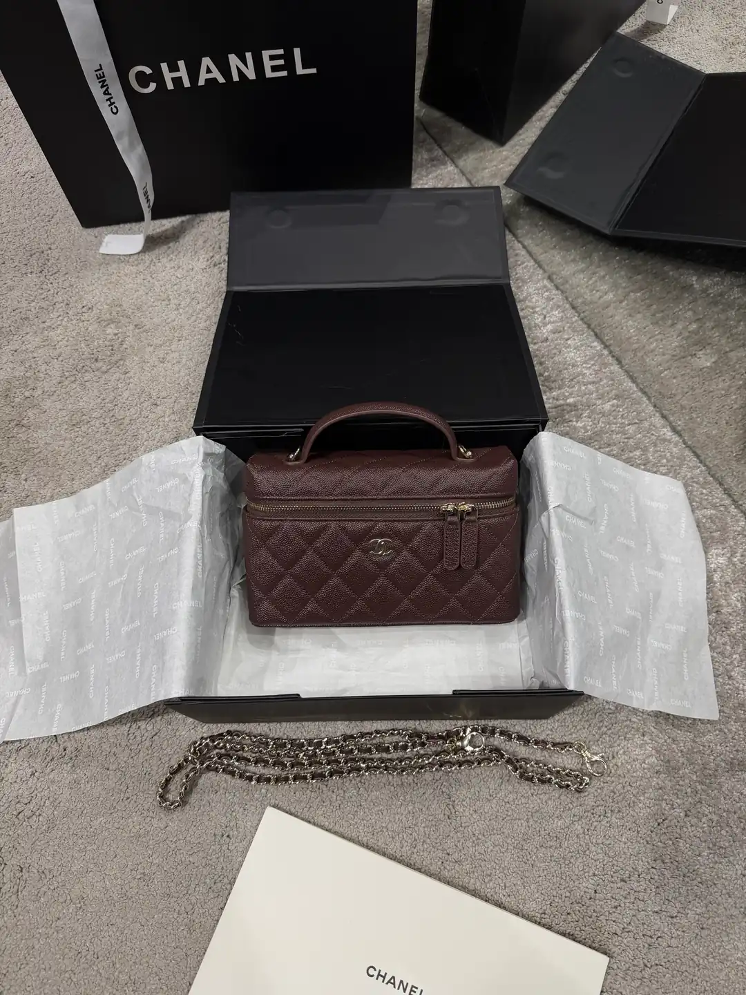 Chanel Vanity Kadın Deri Çanta
