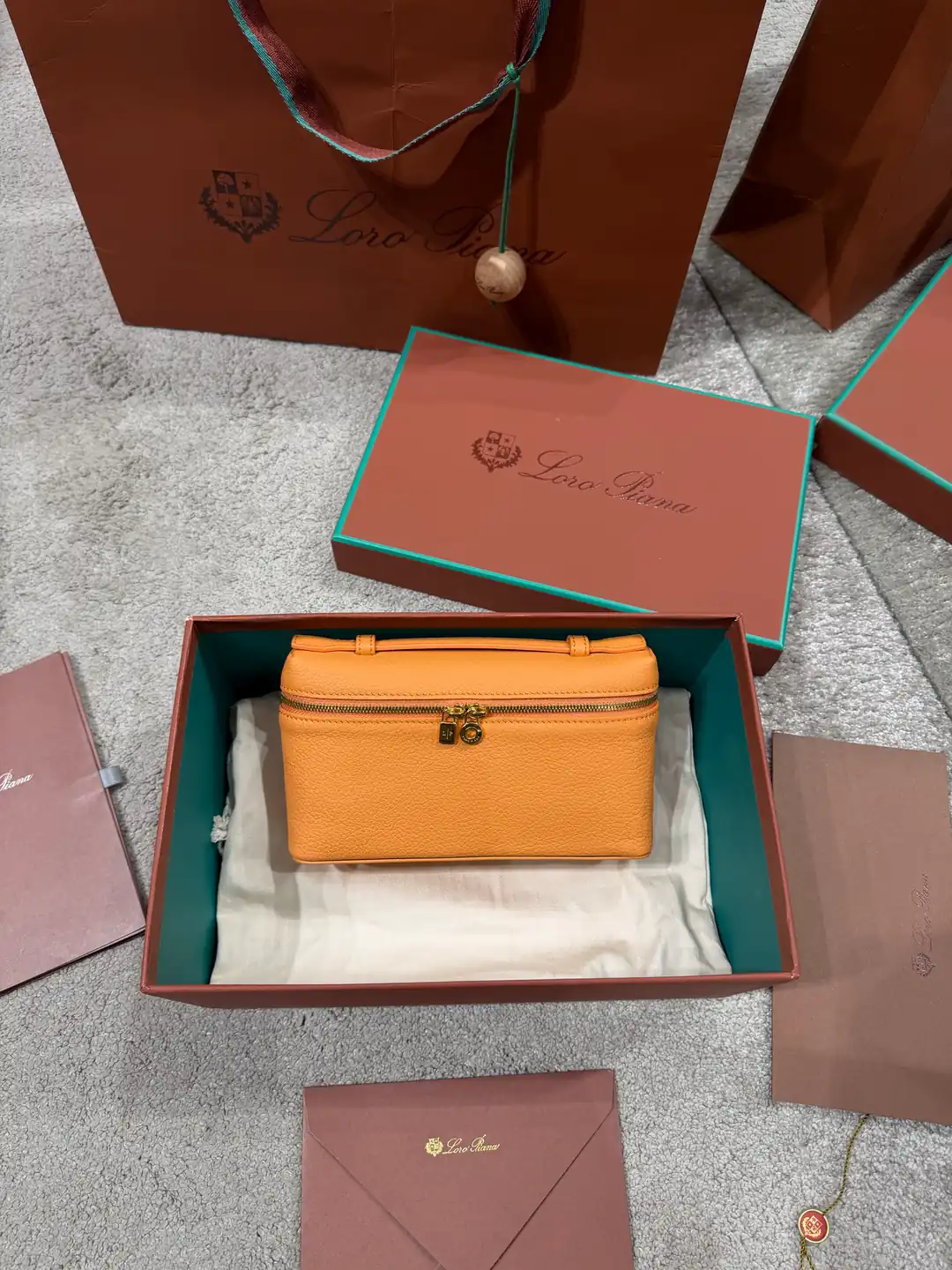 Loro Piana Extra Pocket L19 Turuncu Kadın Deri Çanta
