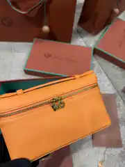 Loro Piana Extra Pocket L19 Turuncu Kadın Deri Çanta 2