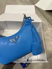 Prada Re-Edition Saffiano Mavi Deri Mini Çanta 2