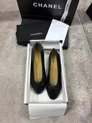 Chanel Siyah Deri Kadın Babet 1