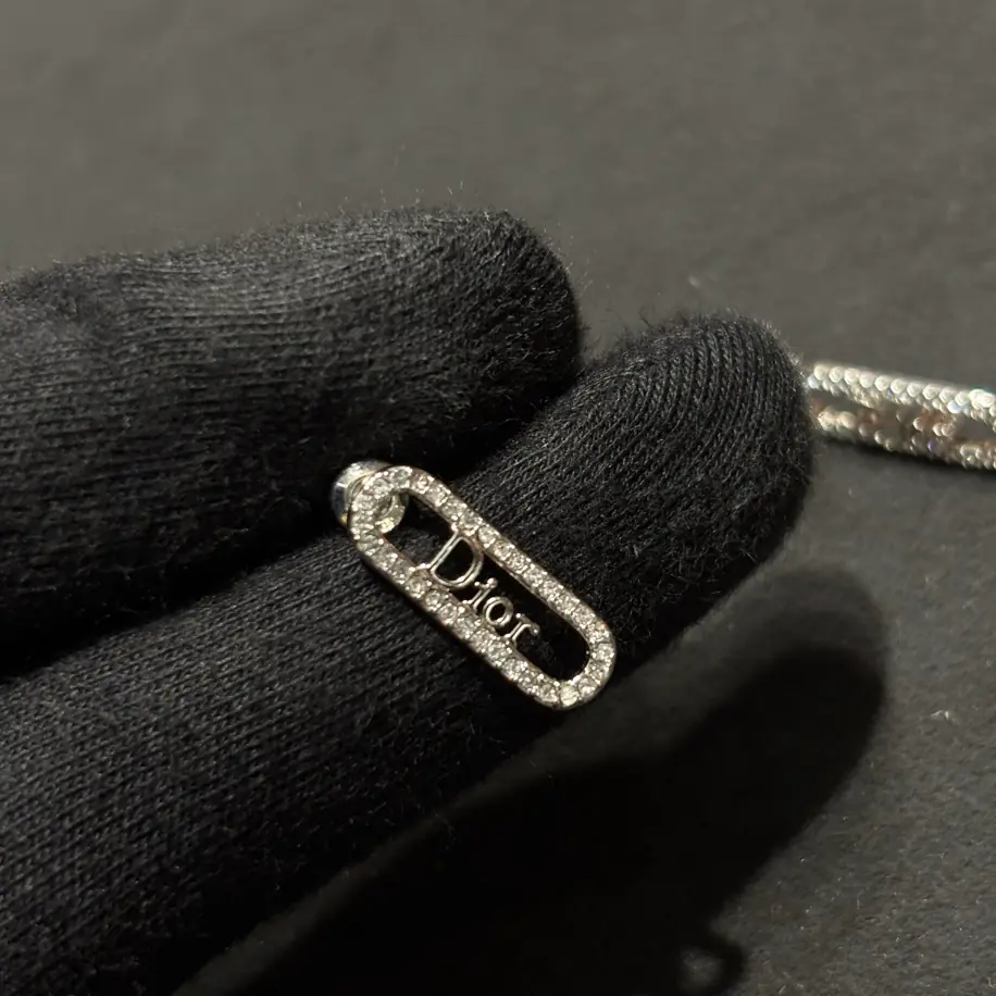 Dior Pırlanta Küpe