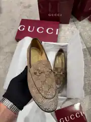 Gucci Crystal-Embellished Kadın Kanvas Loafer 3