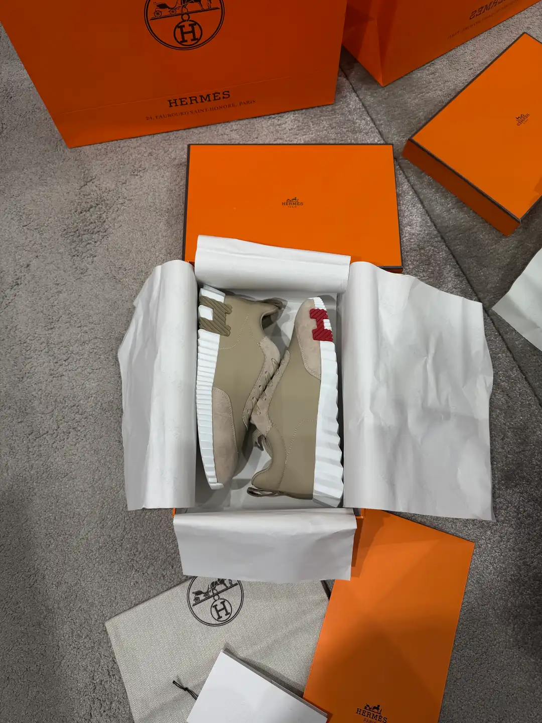 Hermes Bouncing Sneaker