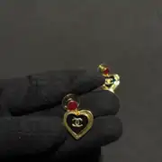 Chanel Heart Stone Küpe 2