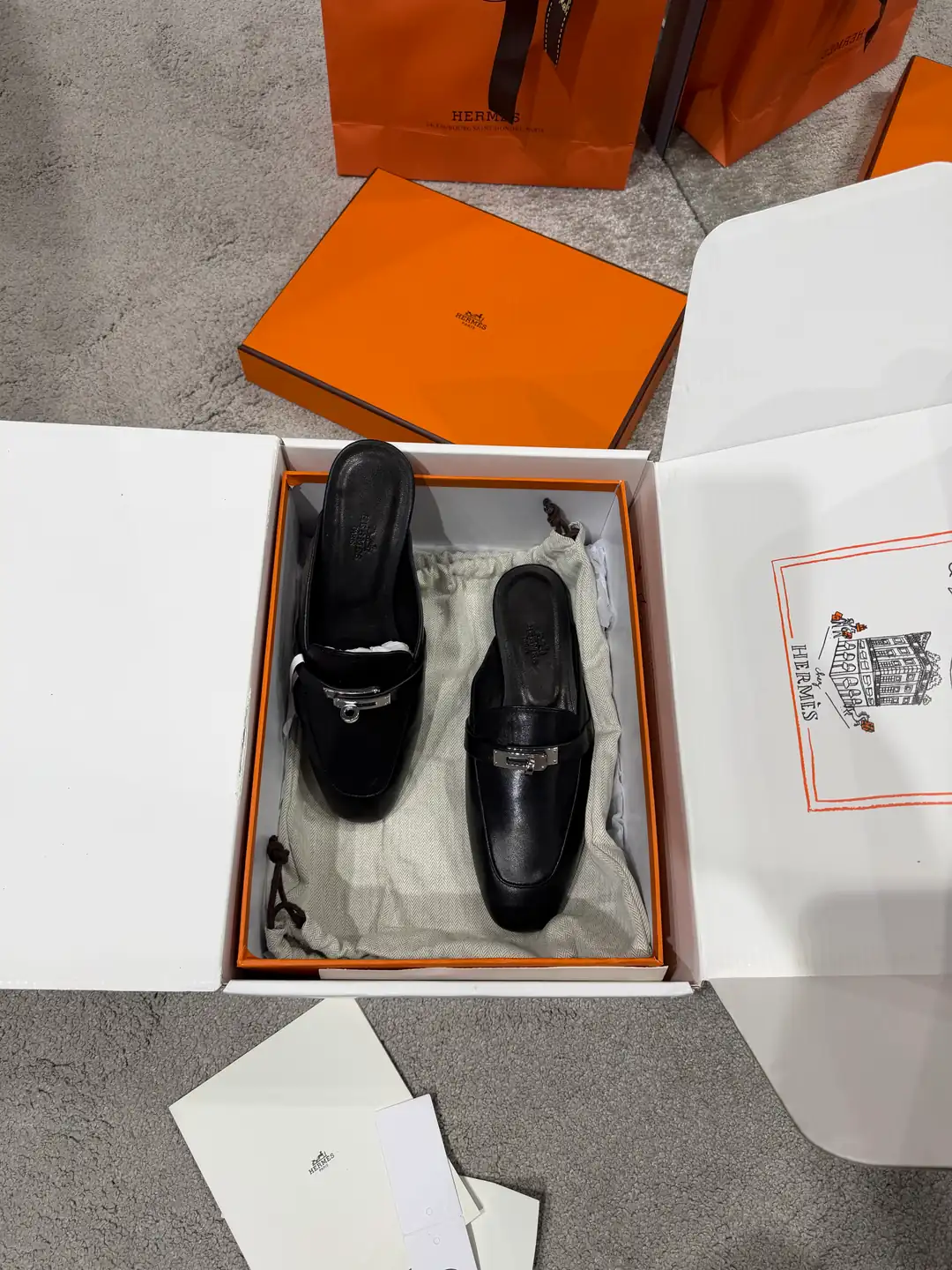 Hermes Oz Mule Kadın Deri Terlik