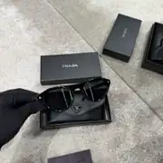 Prada Siyah Güneş Gözlüğü 1