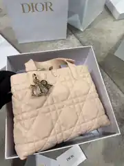 Dior Pembe Small Toujours Vertical Kadın Deri Çanta 2