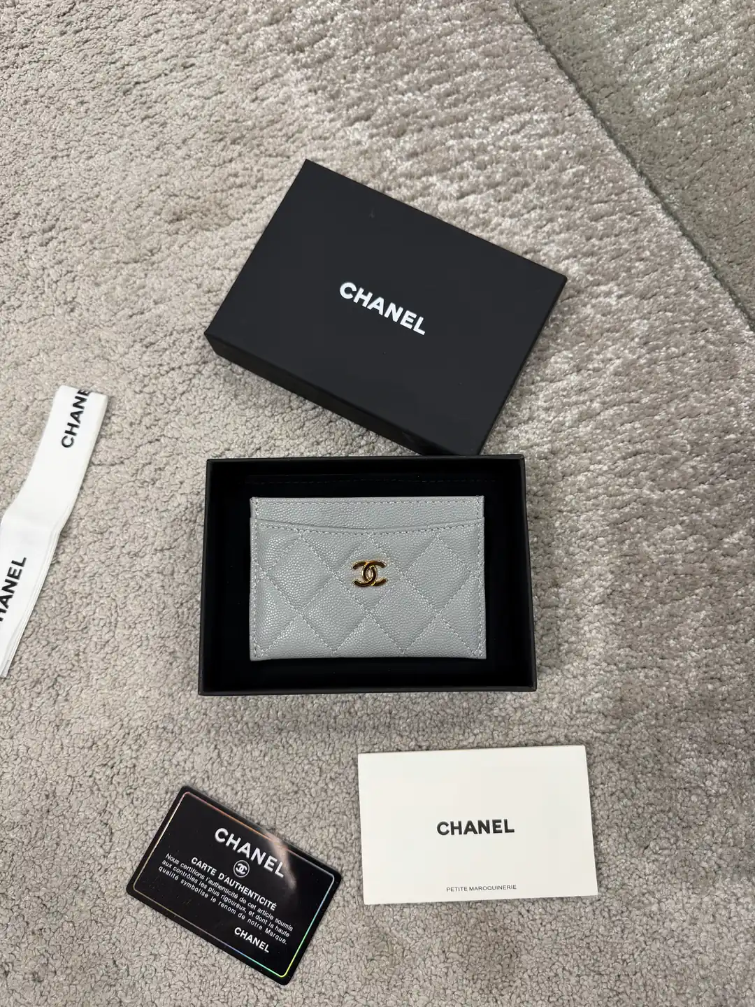Chanel Gri Deri Kartlık