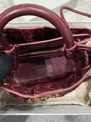 Bottega Veneta Andiamo Mini Bordo Kadın Deri Çanta 4