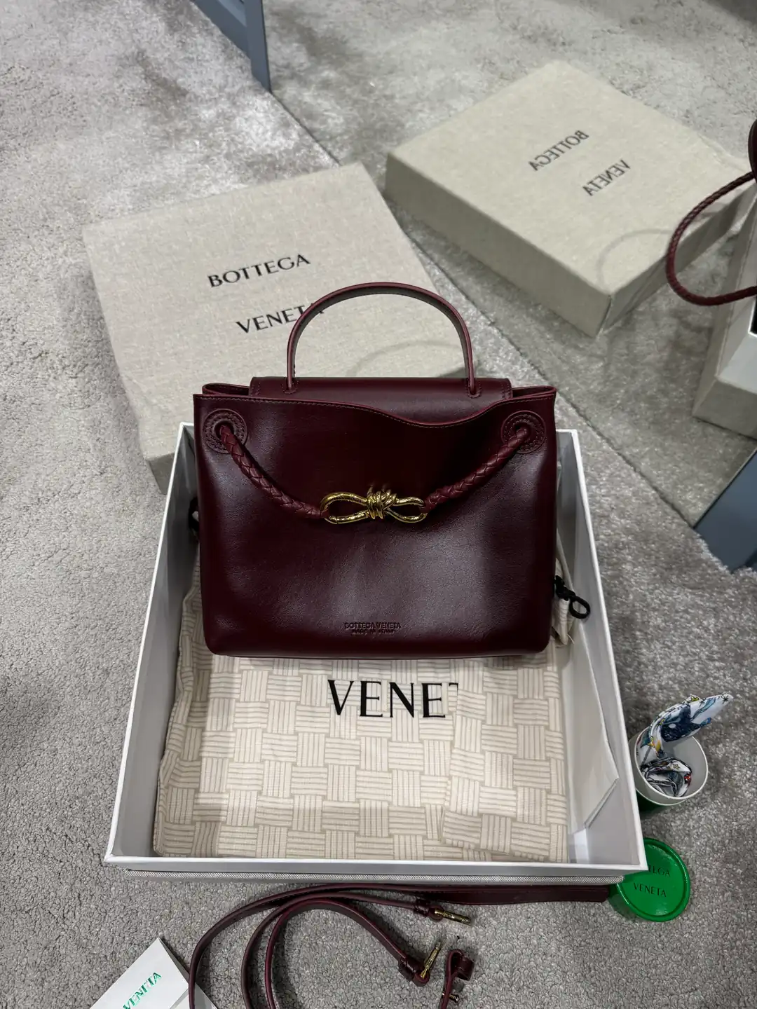 Bottega Veneta Small Ciao Ciao Bordo Kadın Deri Çanta