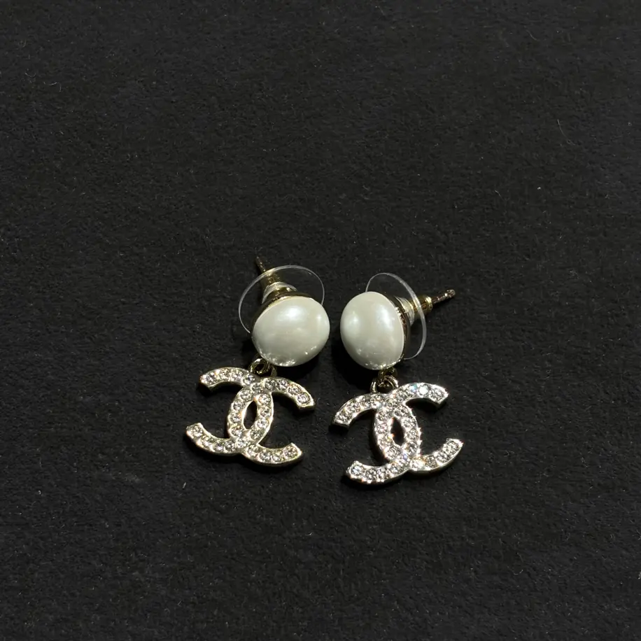 Chanel Pearl Sparkle Küpe