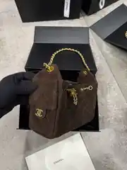 Chanel 25 Mini Acı Kahve Kadın Süet Çanta 2