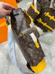 Louis Vuitton Christopher MM Sırt Çantası 4
