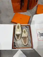 Hermes Oz Mule Kadın Deri Terlik 2
