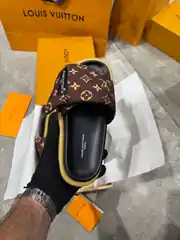 Louis Vuitton Kadın Terlik 3
