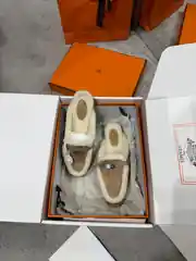 Hermes Oz Mule Kadın Deri Terlik 1