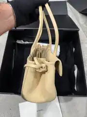 Chanel Krem Small Shopping Kadın Deri Çanta 4